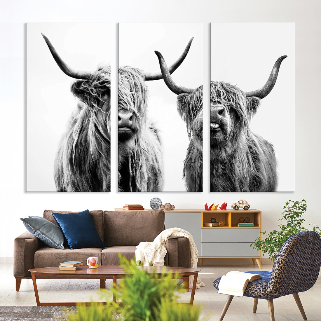 Bring the Charm of a Scottish Highland Cow to Your Farmhouse with Our Wall Art Canvas PrintA Rustic & Cozy Decor